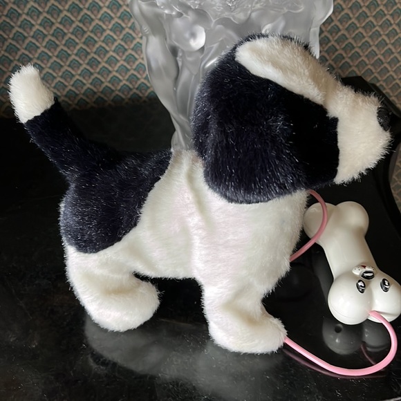 Interactive Plush Puppy - Picture 3 of 3
